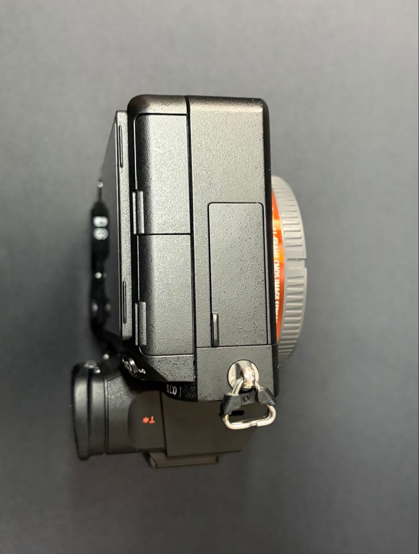 美品［ショット数8,856枚］ SONY α7 III ILCE-7M3