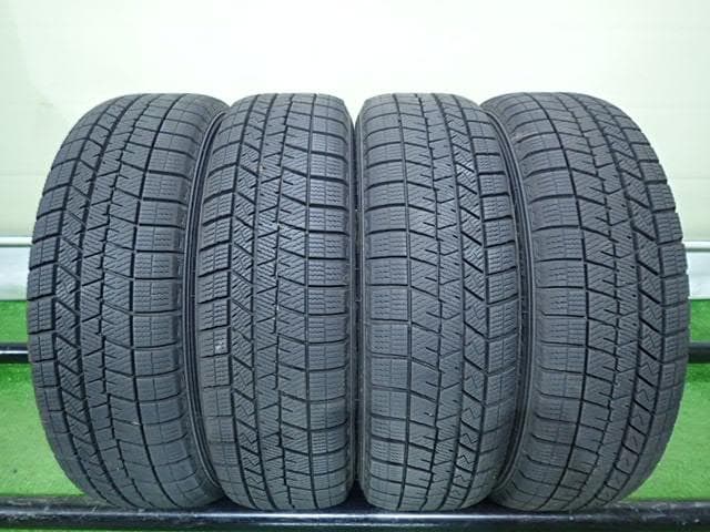 B1063【送料無料】スタッドレスタイヤ 155/65R14 4本セット
