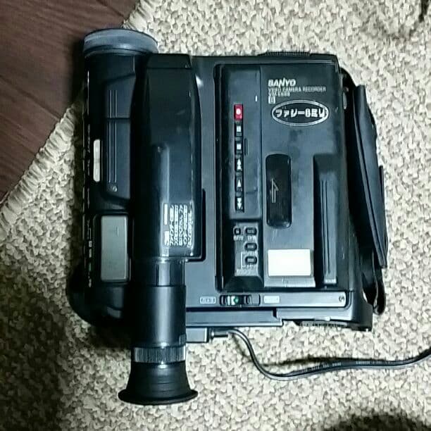 値下げ交渉あり。激レア！1960年代発売！カメラ一体型８ミリビデオ