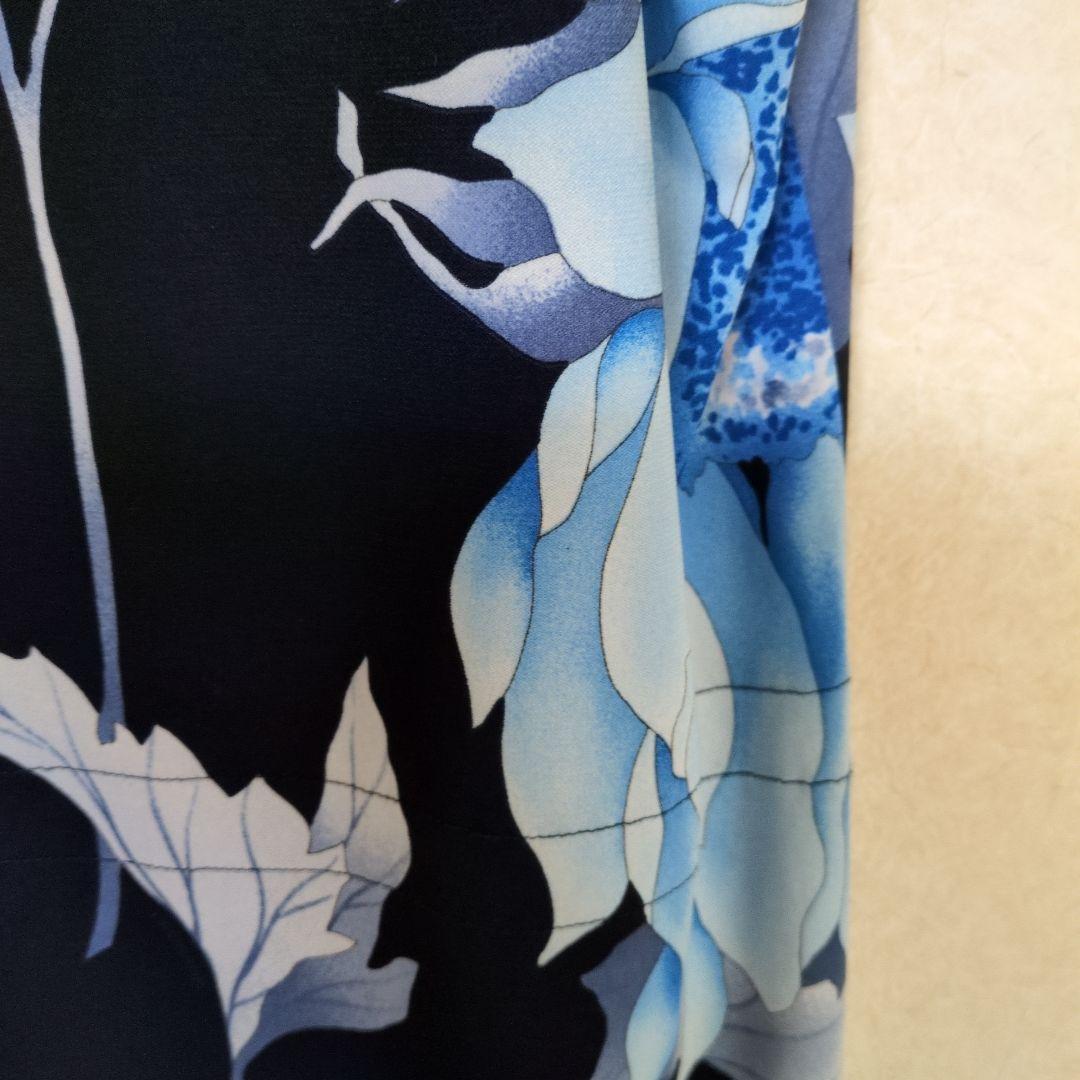 レオナール　大きいサイズ　人気花柄 半袖チュニックのみ