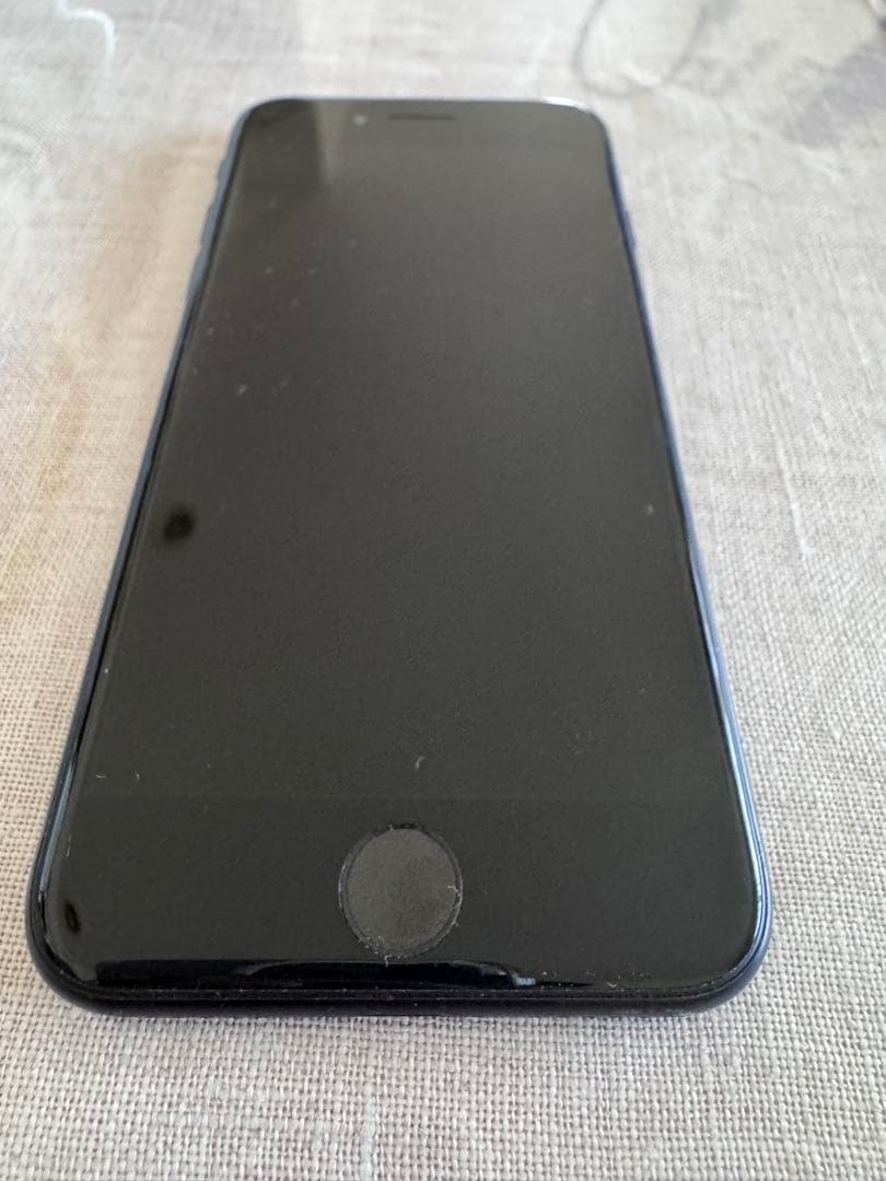 Apple iPhone SE2 128GB本体　SIMフリー