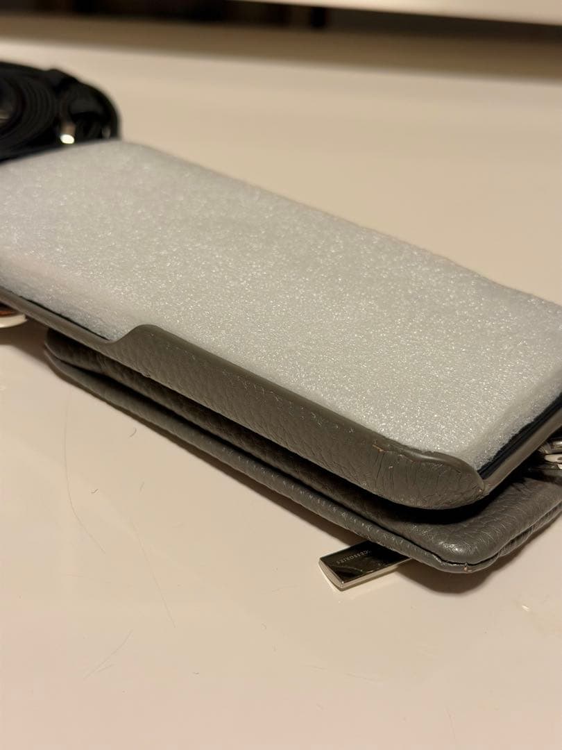 エジュー（ajew）コイルストラップ＆iPhoneケースセット