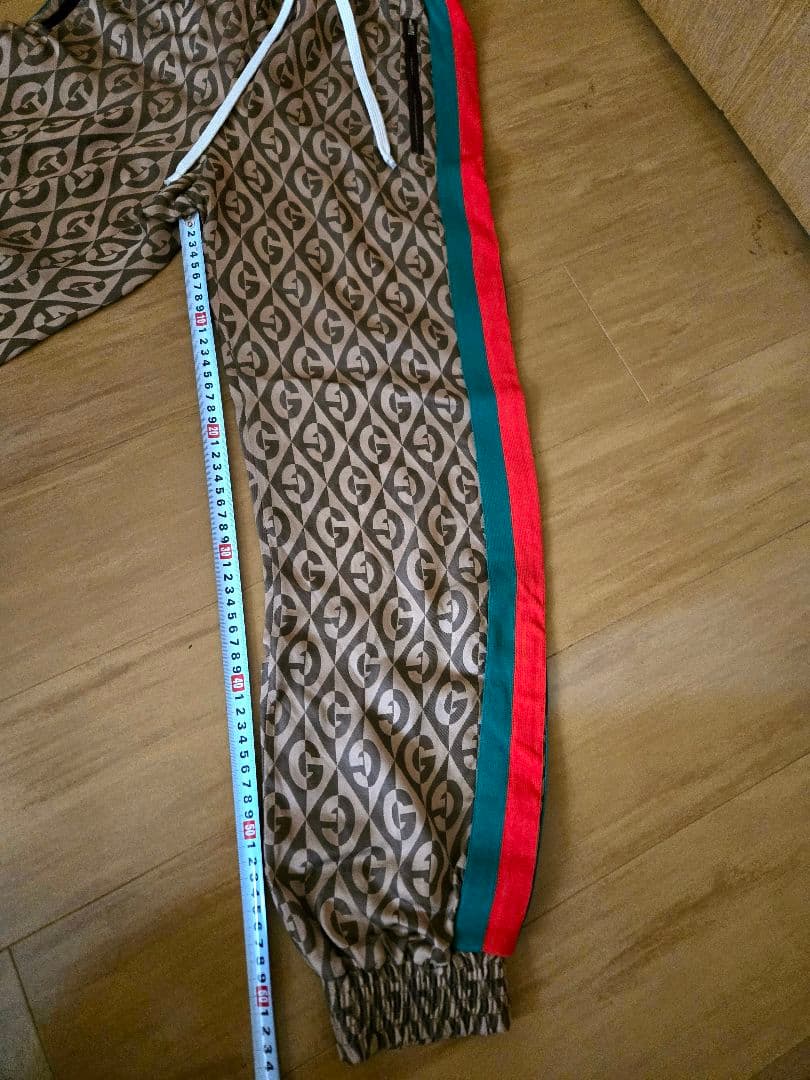 Gucci ロゴ柄 パンツ 保存袋つき
