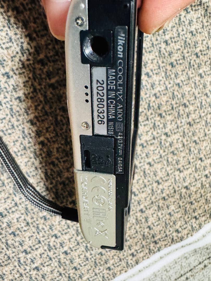 Nikon COOLPIX A100 本体 USBケーブル付き