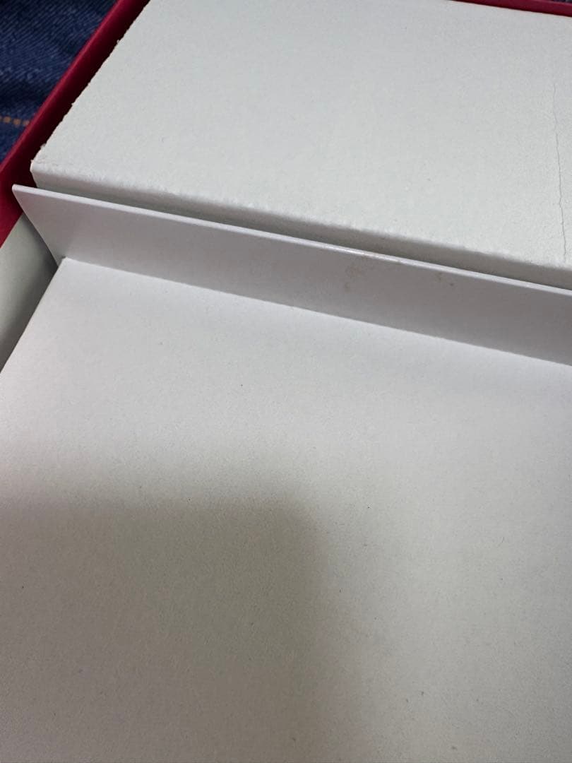 アンジュヴィエルジュ　Valentine's gift box Ω ルビー