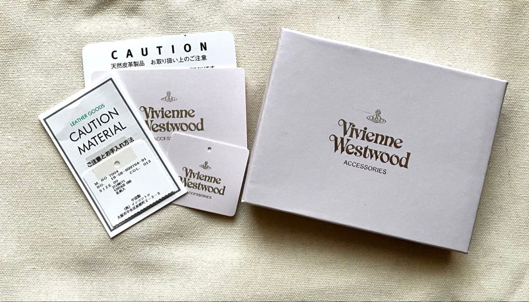 【新品】ヴィヴィアンウエストウッド 名刺入れ カードケース Vivienne