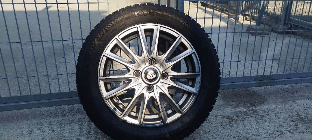 14インチ　軽自動車用　　　　引取限定　スタッドレス、アルミホイール　4本