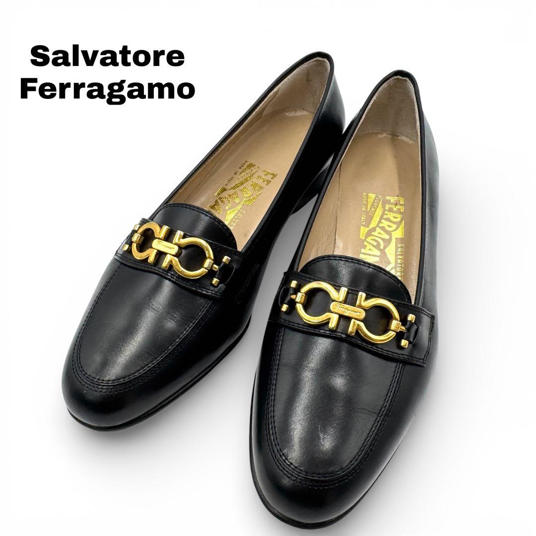 【美品】Ferragamo ガンチーニ ブラック ローファー 23.5㎝