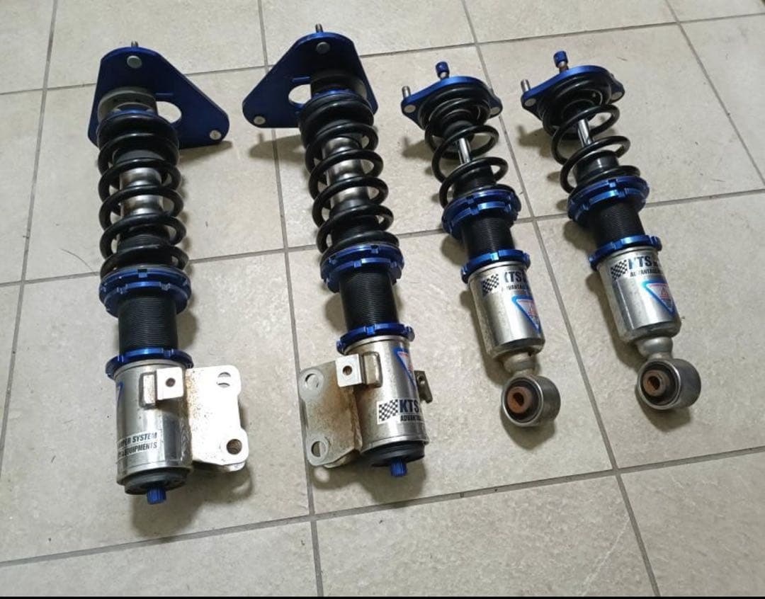 レガシィBH5/BE5レガシイ フルタップ式車高調KTS