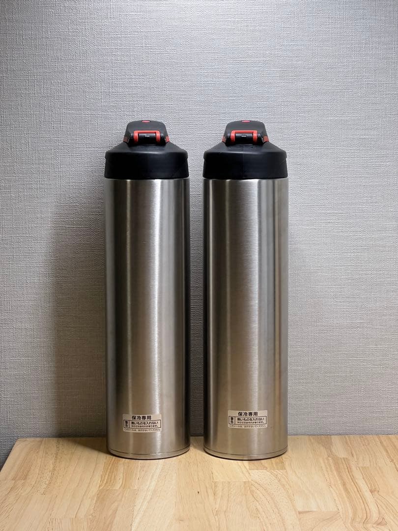 TIGERステンレス 水筒2本セット・ケース付き