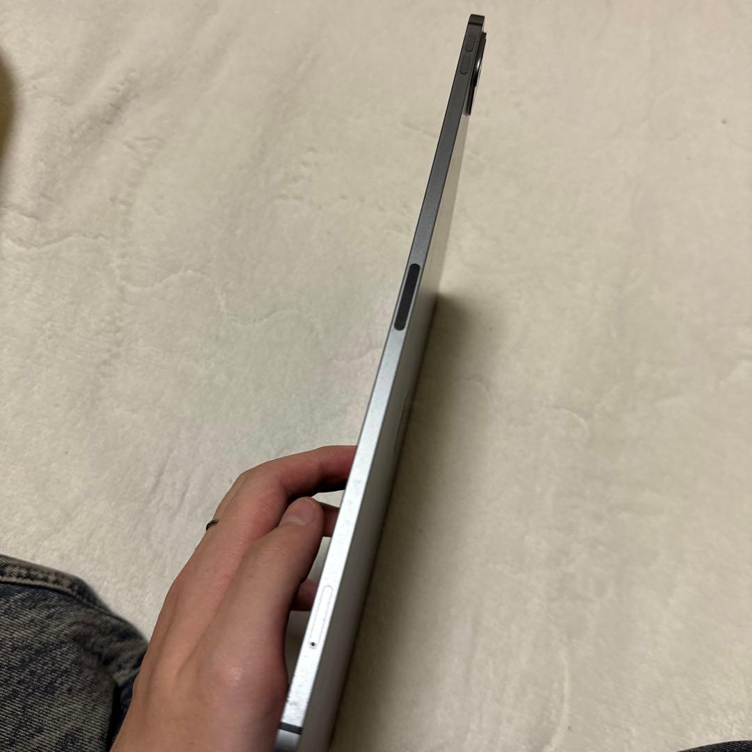 Apple iPad Pro 12.9インチ 4世代　1TB