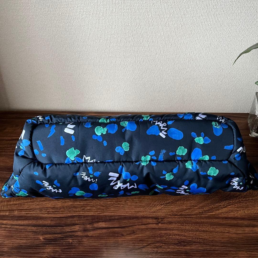 【美品！！】MARNIマルニ ボディバッグ ナイロン ブルー フラワー 花柄
