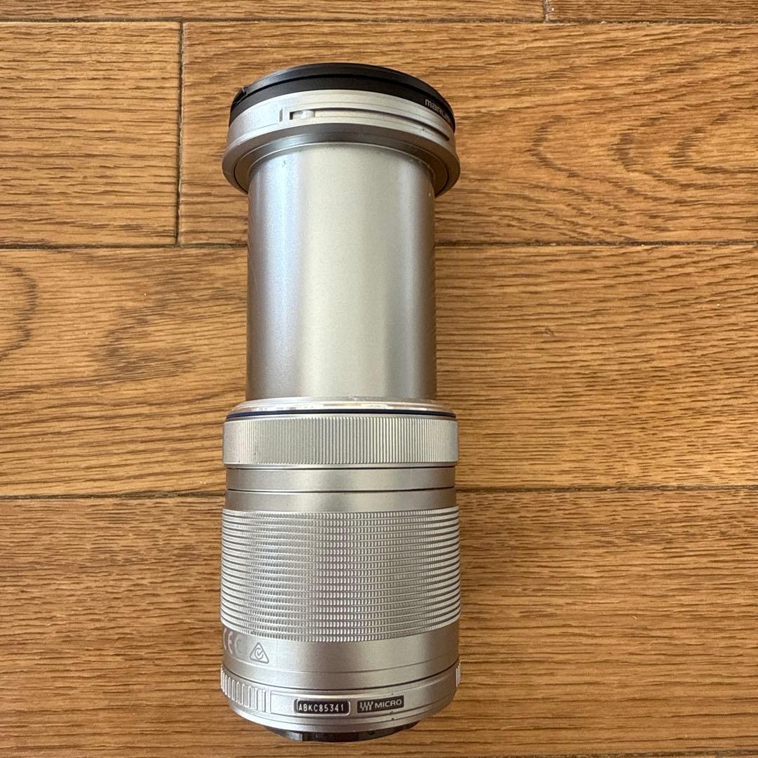 OLYMPUS PEN E-pl8 ホワイト 40-150mmレンズ(ジャンク)