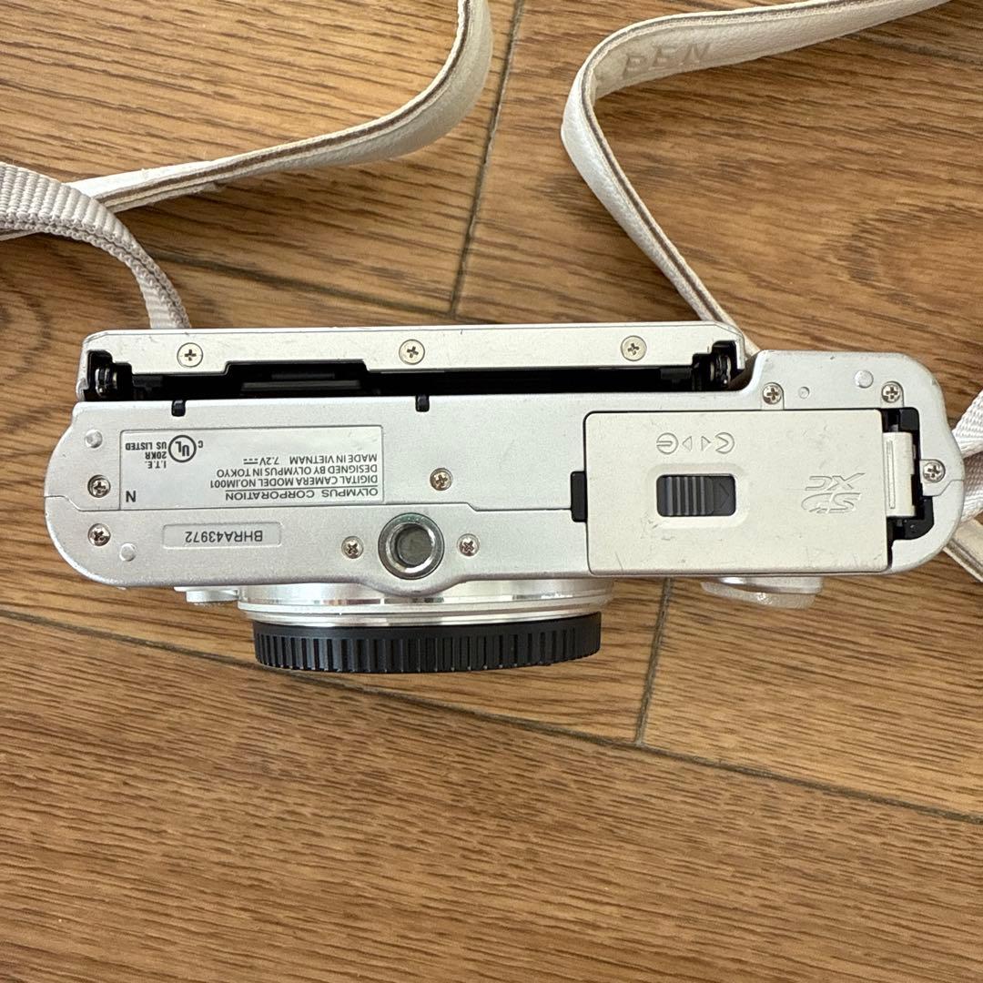 OLYMPUS PEN E-pl8 ホワイト 40-150mmレンズ(ジャンク)