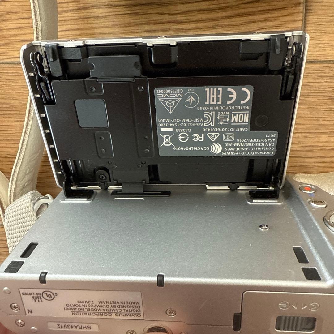 OLYMPUS PEN E-pl8 ホワイト 40-150mmレンズ(ジャンク)