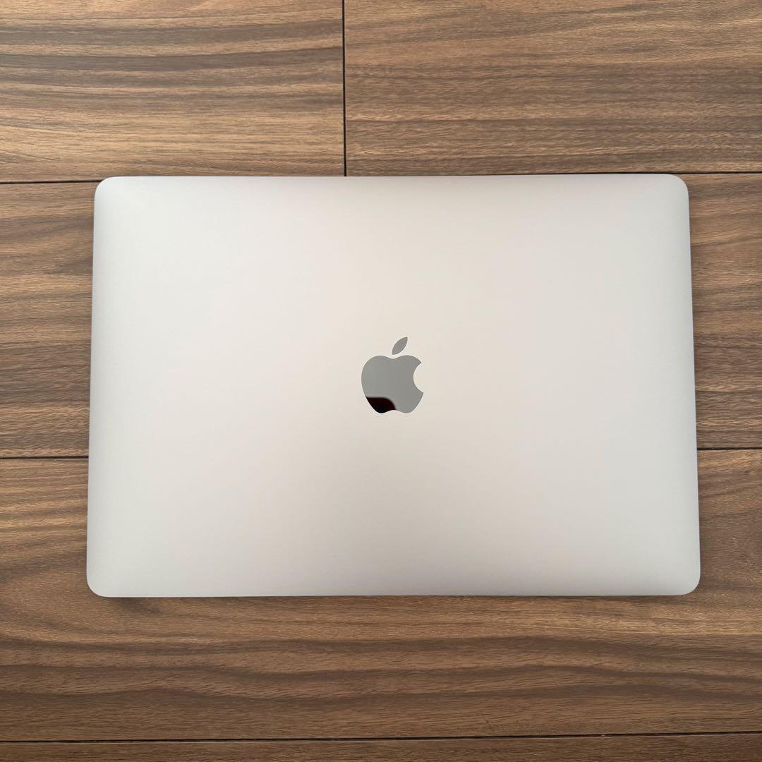 【超美品】MacBook Air 2018 13インチ