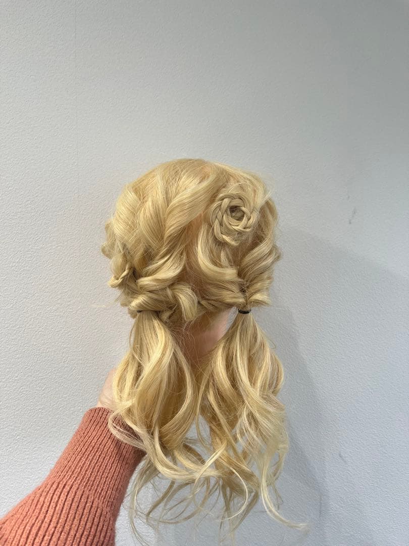 アップウィッグブロンドアレンジウィッグ　人毛100%　美容師　美容学生