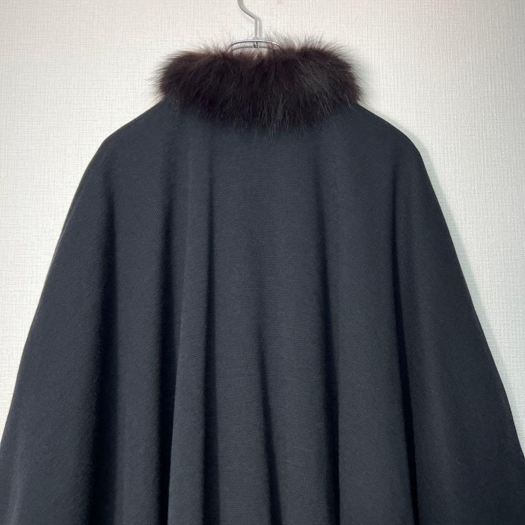 ヘルノ ウールケープコート ポンチョ 羽織り ファー レオパード 裏地総柄 黒