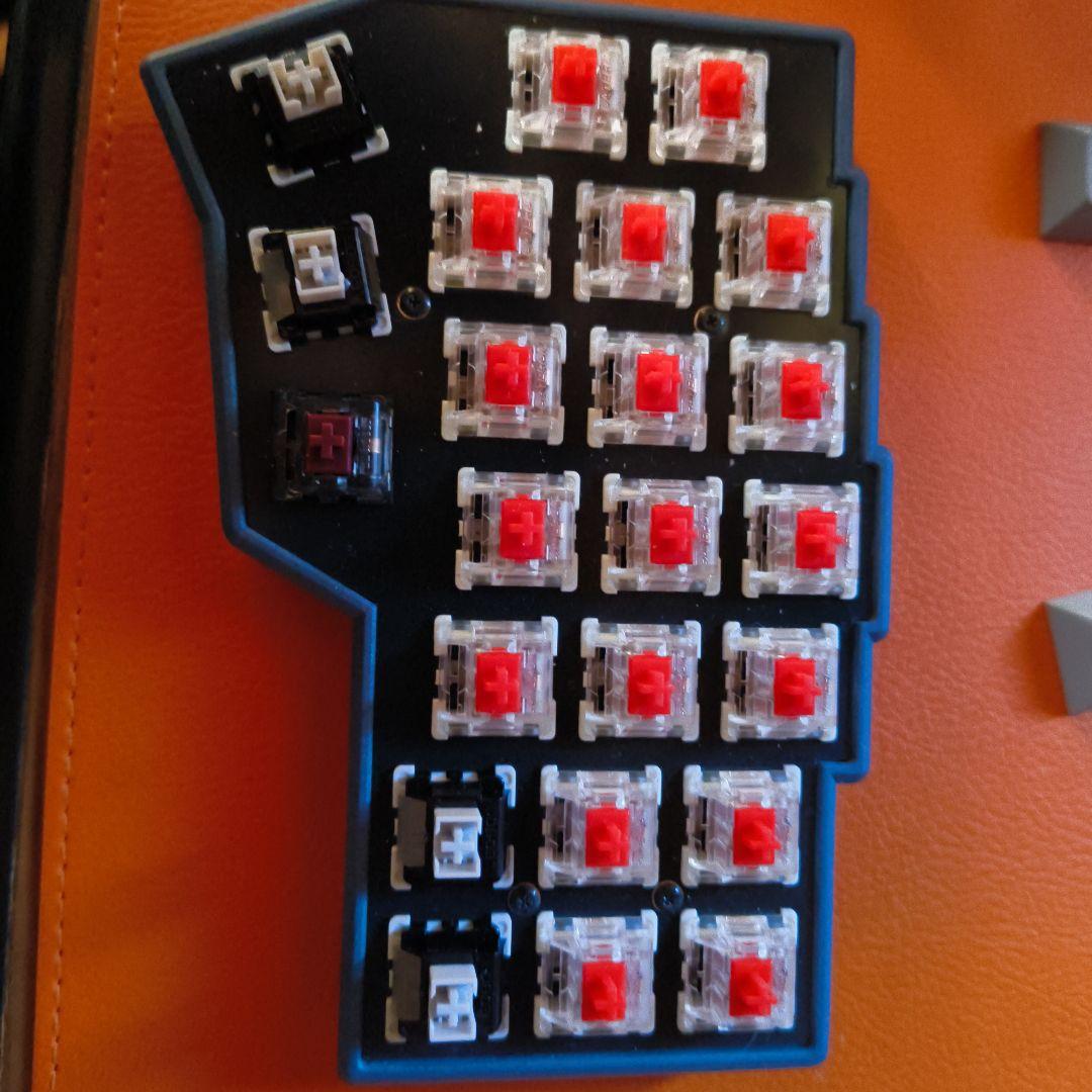 corne v4.1 cherry　分割キーボード　おまけ付き