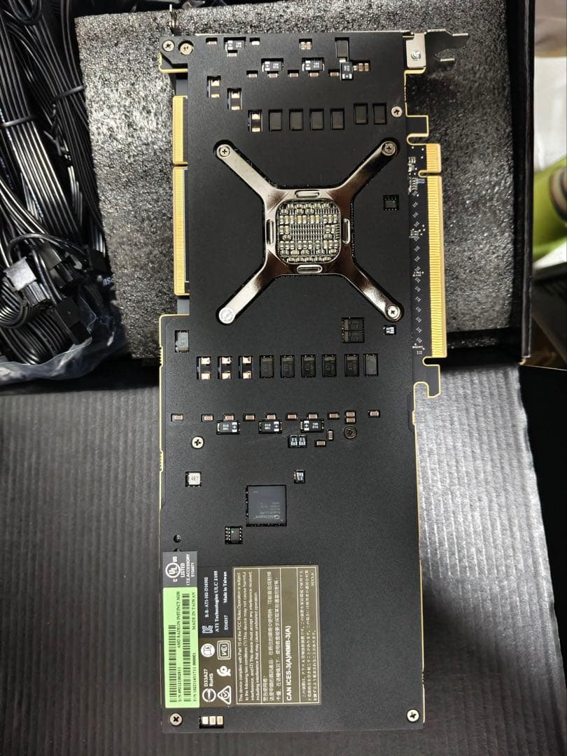 AMD Radeon Instinct MI50 32GB（VBIOS書換済み）