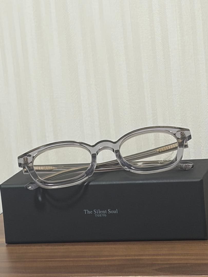 The Silent Soul調光レンズサングラス　数原龍友使用モデル
