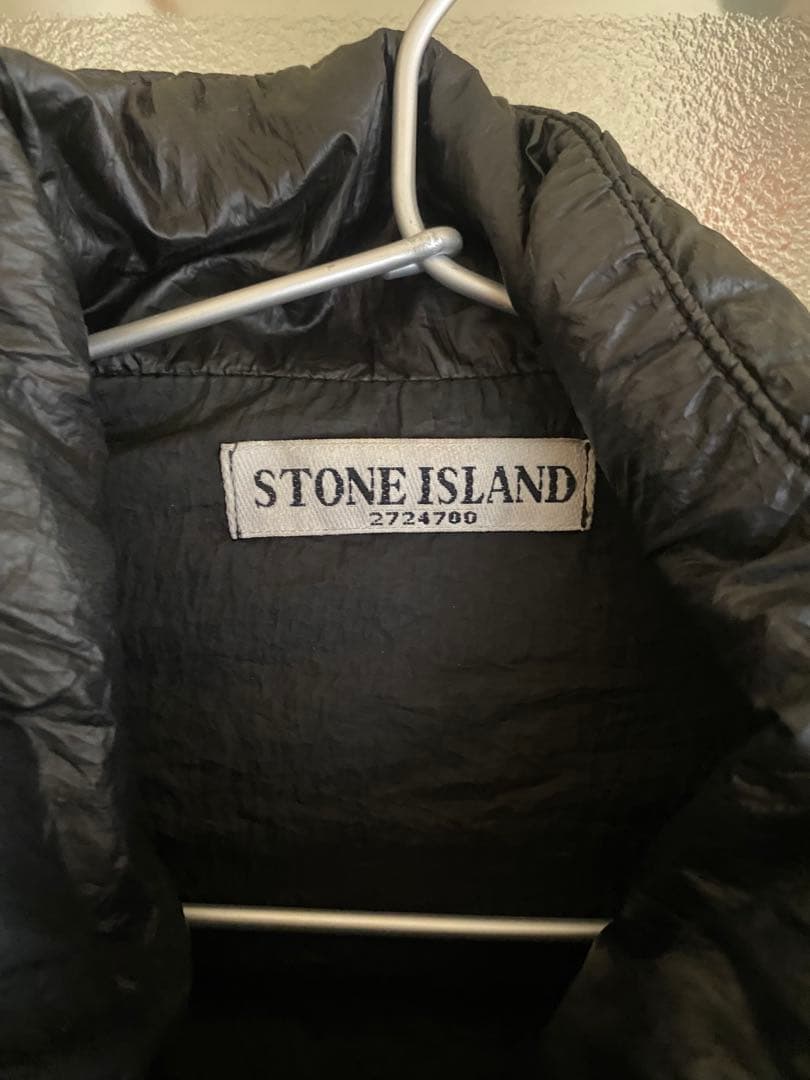 STONE  ブラック ダウンベスト　ガーメントダイ