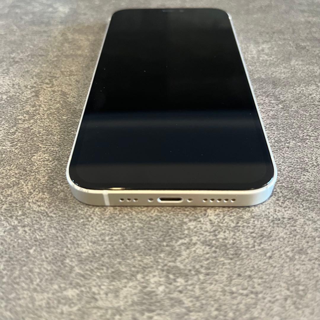 iPhone 12 64GB ホワイト SIMフリー バッテリー100％