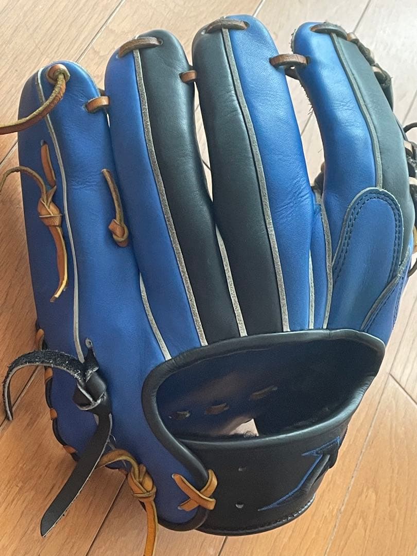 ATOMS 軟式グラブ　内野用