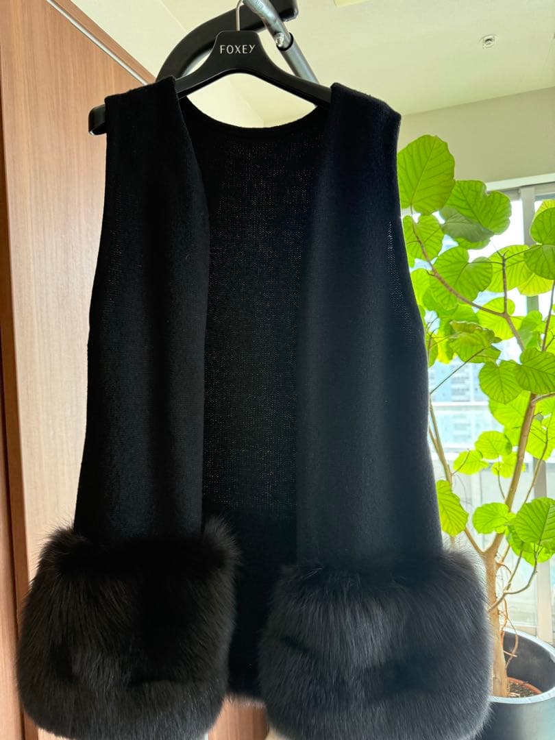 FOXEY ブラックファーベスト