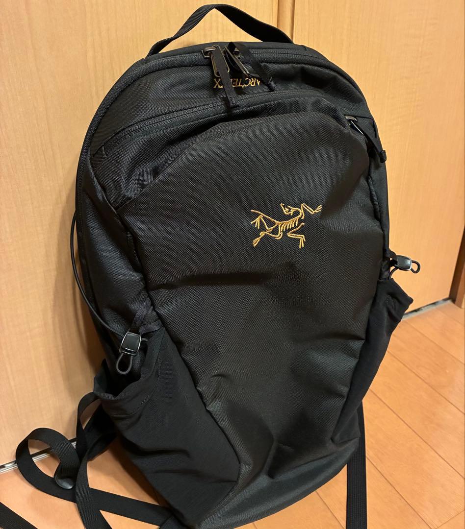 【ほぼ未使用】ARC'TERYX Mantis 16 Backpack 黒