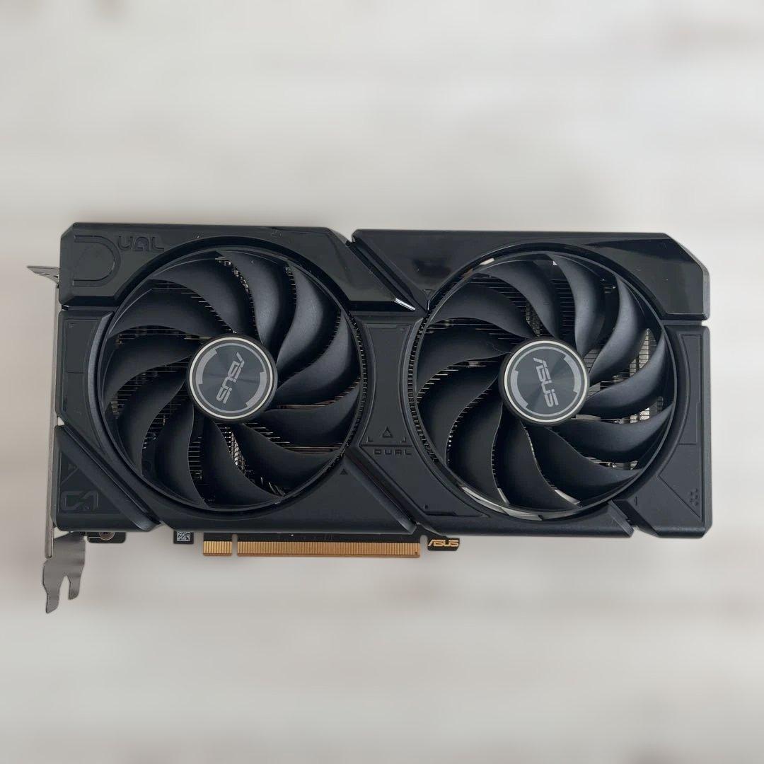 グラボ　 ASUS DUAL-RX7600-O8G-EVO