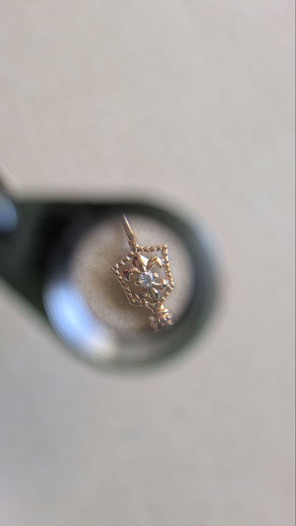 総1.4g　鍵ペンダントトップ　ネックレス　ｋ18 18金