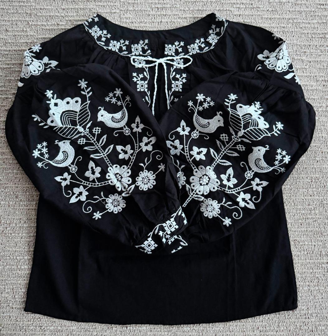 刺繍 ルーマニア 民族衣装 トップス ヴィシヴァンカ 刺繍ブラウス