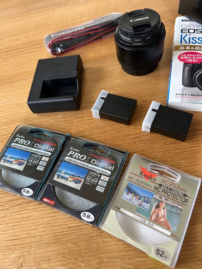 Canon EOS Kiss X10 デジタル一眼レフ