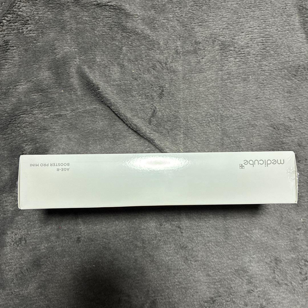 メディキューブ AGE-R ブースタープロミニ　 ホワイト　美顔器