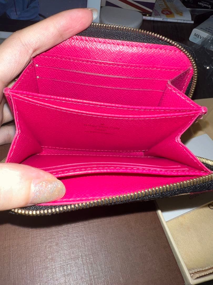 美品✨ルイヴィトン マルチカラー　ジッピー　パース　黒　小銭入れ