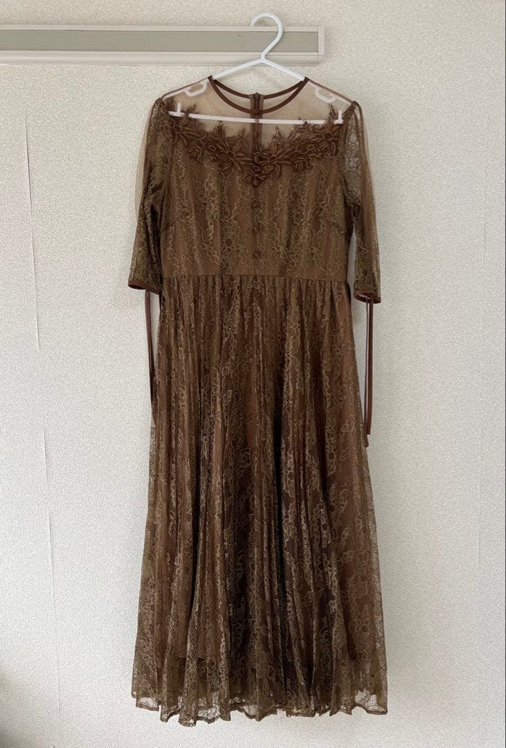 【m】異素材レースデコルテシアー袖リボンフロントボタンAラインドレス