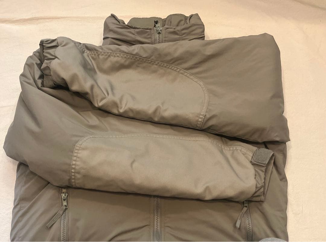 【美品】米軍実物 ECWCS LEVEL7 XS-R 実寸M程