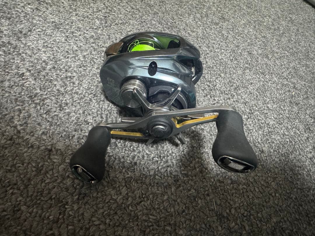 【極美品】SHIMANO 22アルデバラン BFS HG ベイトリール
