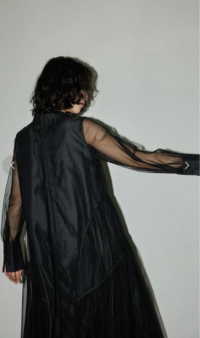 niana（ニアナ）チュールパイピングAラインドレス マタニティ ブラック　M