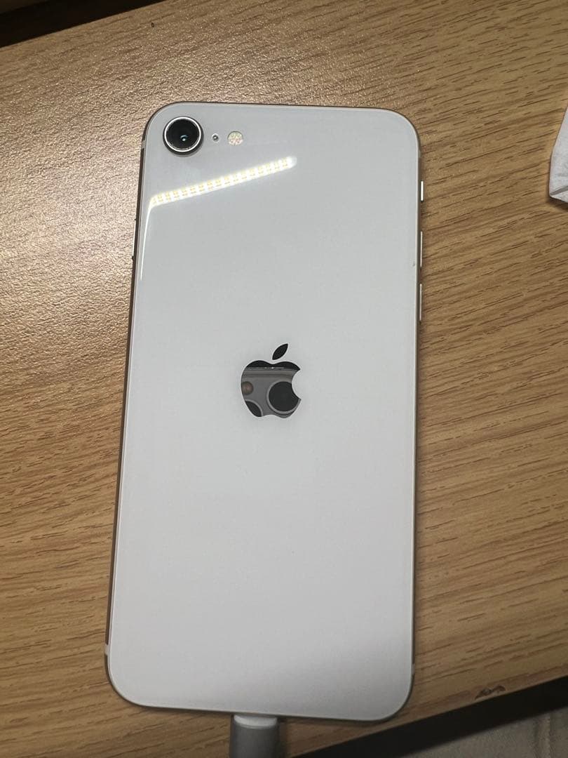 iPhone SE 第3世代 64GB SIMフリー バッテリー100％ 美品