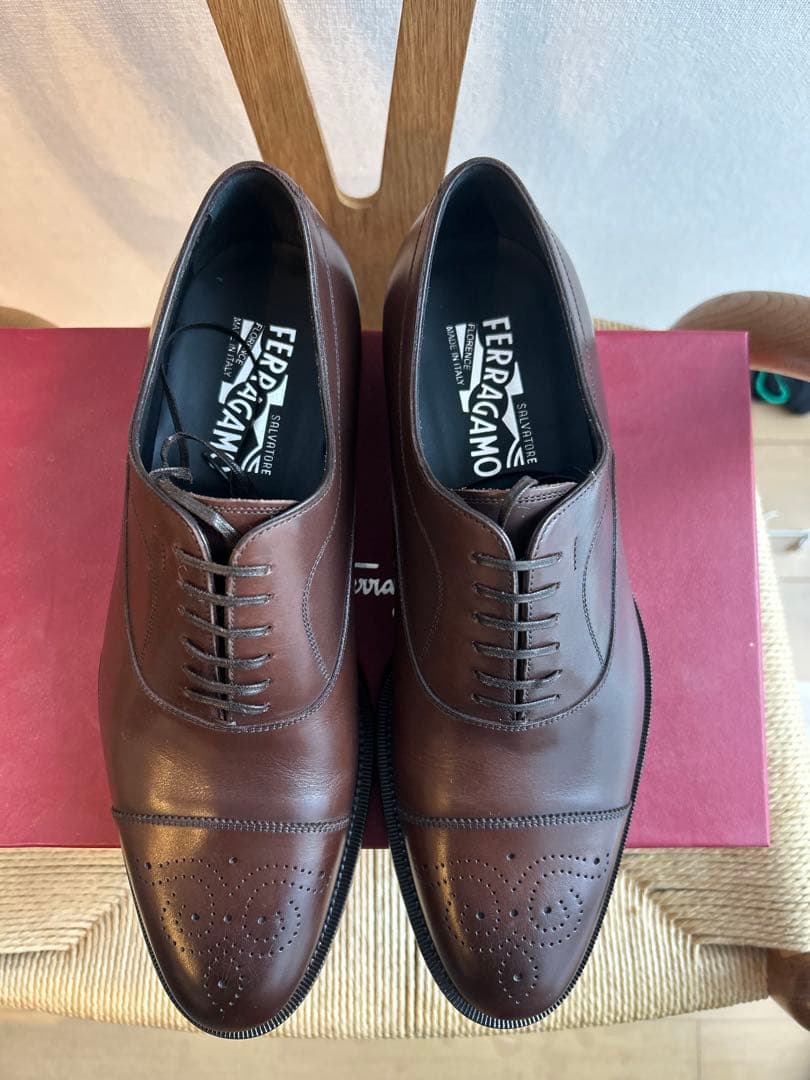 【再値下　直営店購入　未使用】Ferragamo Goyaドレスシューズ
