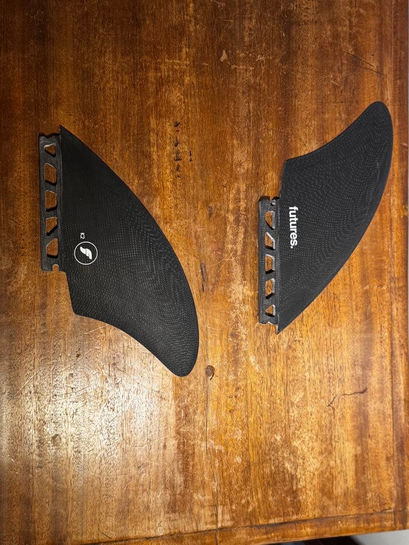 Futures フィン K2 ツインキール ファイバーグラス 新品未使用