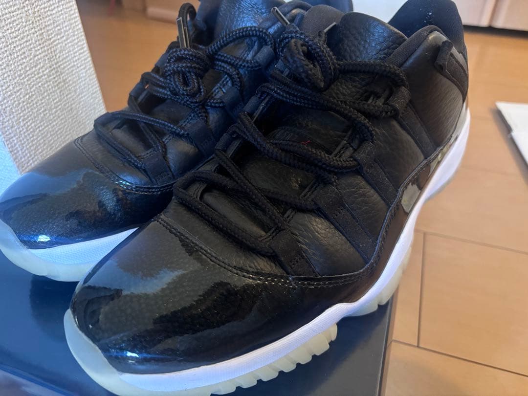 専用　完売品　エアジョーダン 11 レトロ LOW シューズ 31