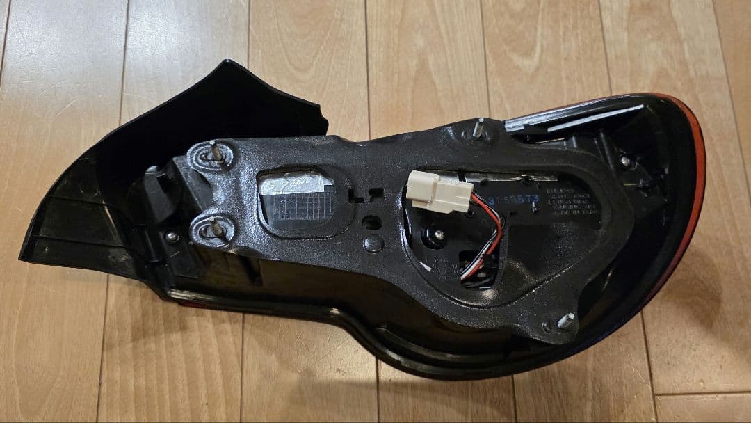 TOM'S テールランプ 86 BRZ ZC6 ZN6