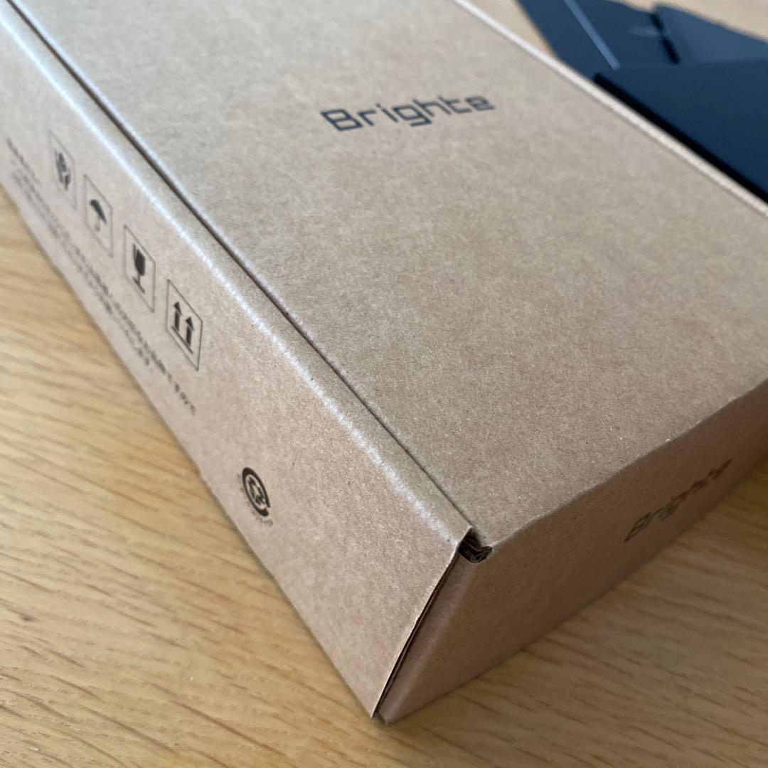 【値下げ】ブライト エレキ ブラシ/化粧水・ポーチ付き