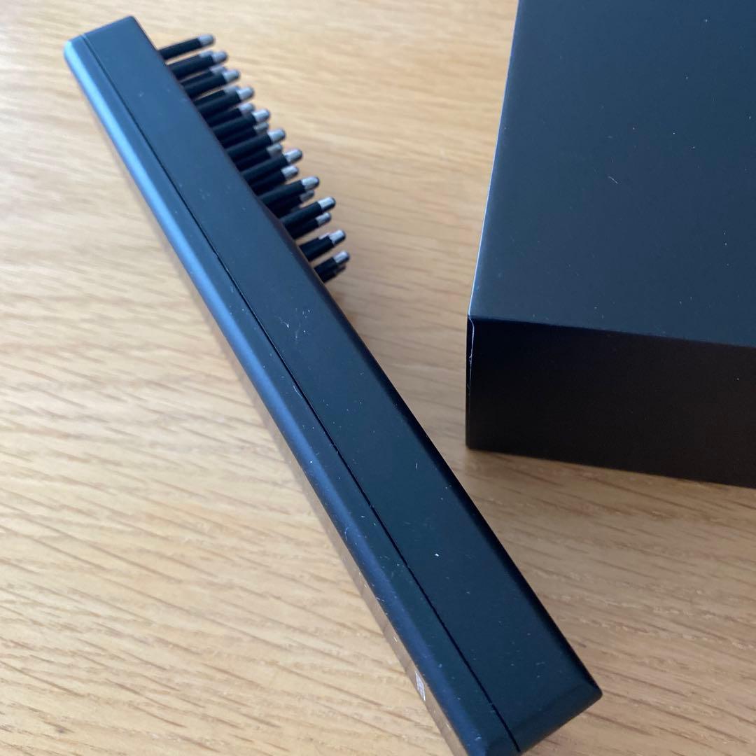 【値下げ】ブライト エレキ ブラシ/化粧水・ポーチ付き