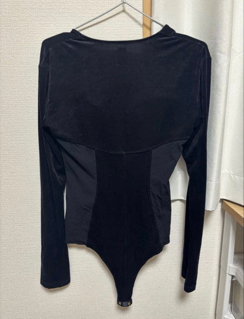 fetico×additionadelaide ベロアボディスーツ