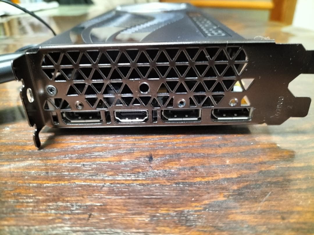 GTX 1080 Ti 簡易水冷グラボ（120mmラジエーター＋ファン）