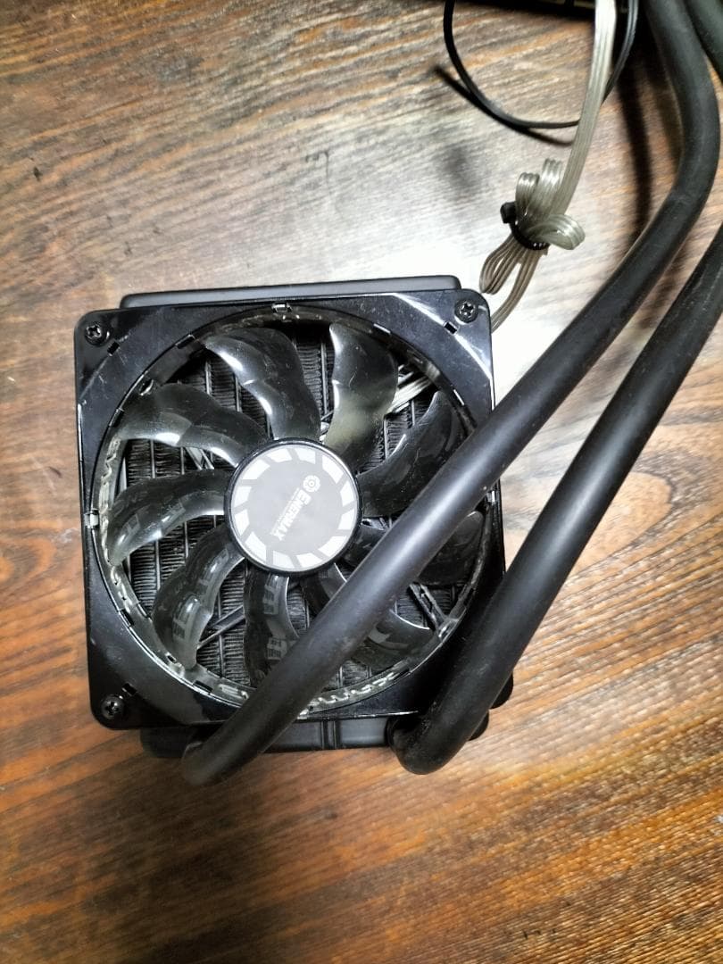 GTX 1080 Ti 簡易水冷グラボ（120mmラジエーター＋ファン）